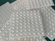 硅橡胶模压模切脚垫